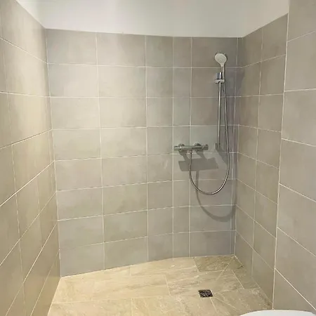 Opale Plein Sud * サルラ・ラ・カネダ